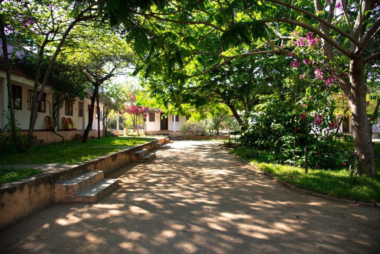 The Mountain Retreat Hotell Tiruvannāmalai Eksteriør bilde
